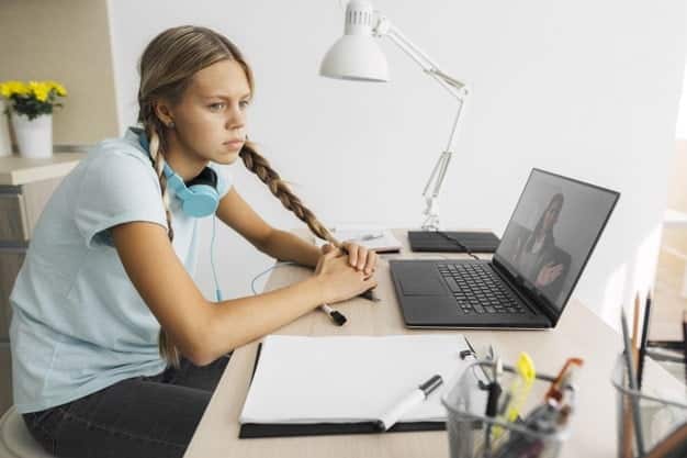 Online Education: What To Do If Children Are Bored?